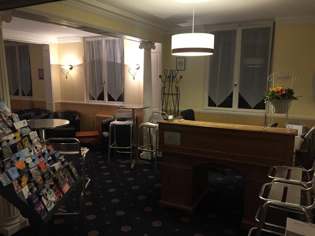 Arcantis Hotel La Residence Cergy Kültér fotó