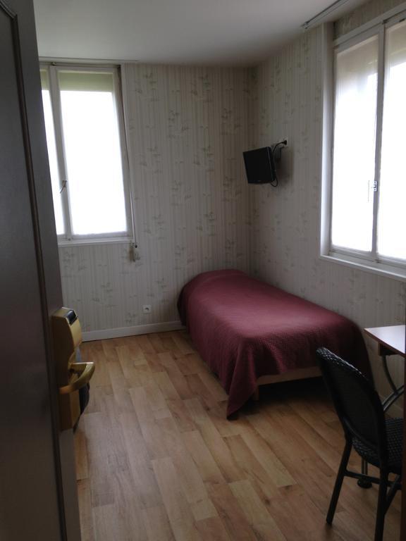 Arcantis Hotel La Residence Cergy Szoba fotó