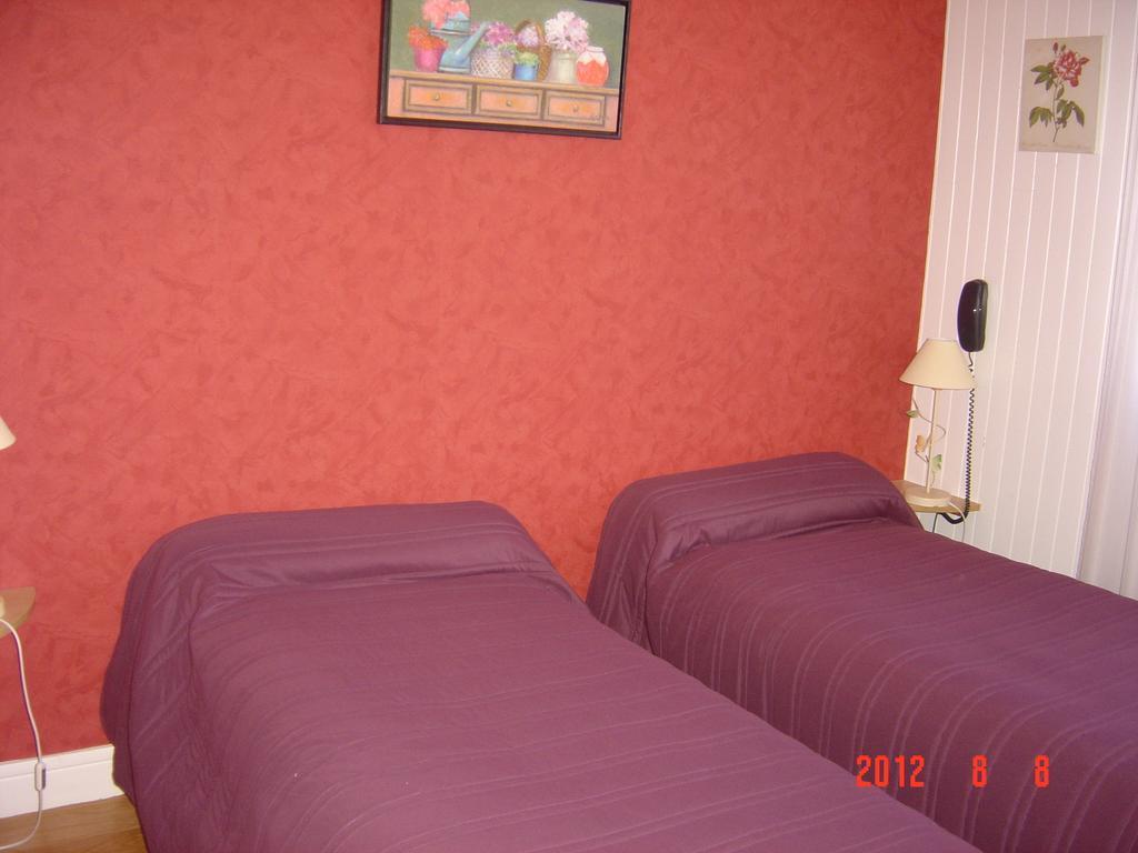 Arcantis Hotel La Residence Cergy Szoba fotó